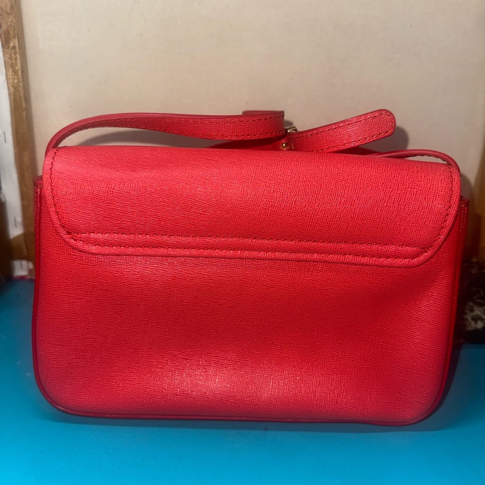 Fendi Red Crossbody Bag with Gold Accent - Picture 5 of 16